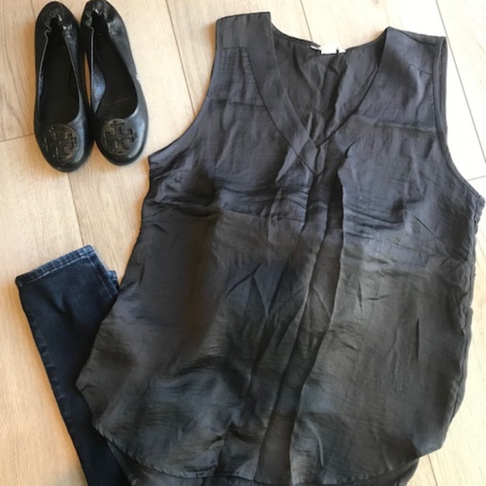 H&M V-neck Satin Sleeveless Blouse